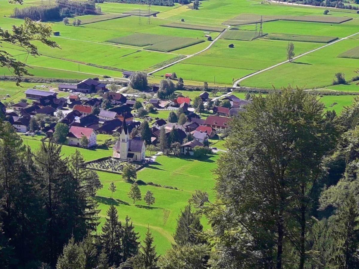 Haus Fischer Nassfeldblick Kirchbach  Exterior foto